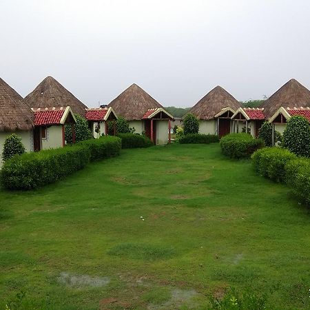Rann Village Resort Bherandiāla Eksteriør bilde
